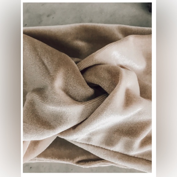 Velvet headwrap - Picture 3 of 4